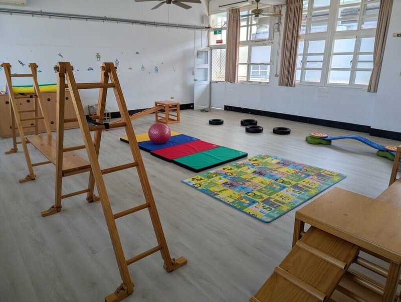台南市大社國小附設幼兒園改善室內空間，搭配移動式遊戲設備，讓孩子們擁有更充足的空間放電。（國教署提供）中央社記者許秩維傳真　115年3月13日