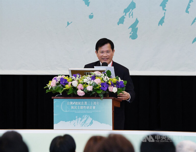 今年是總統直選30週年，外交部長林佳龍14日表示，總統直選奠定以台灣為主體的中華民國台灣國家體制與權力基礎；他並指出，美國已多次公開反駁中國對聯大第2758號決議的錯誤解釋，強調該決議不支持、亦未反映對中國「一中原則」的共識等立場。中央社記者郭日曉攝 115年3月14日