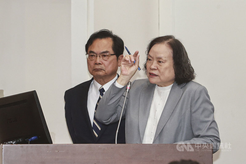 立法院財政委員會16日邀請邀請行政院主計總處主計長陳淑姿(右)、審計部審計長陳瑞敏(左)列席業務報告,並備質詢。中央社記者鄭清元攝 115年3月16日