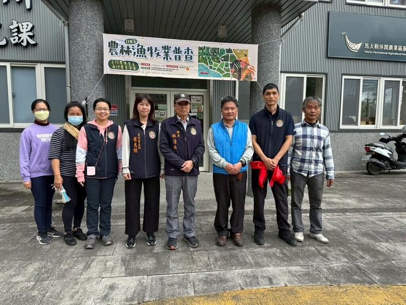 花蓮馬太鞍溪堰塞湖洪災釀19死，光復鄉長林清水被檢方認失職求處10年重刑，3月10日以新台幣100萬元交保，林清水（右4）16日以鄉長身分出席活動，縣府表示，尚未收到其復職申請。（光復鄉公所提供）中央社記者李先鳳傳真　115年3月17日