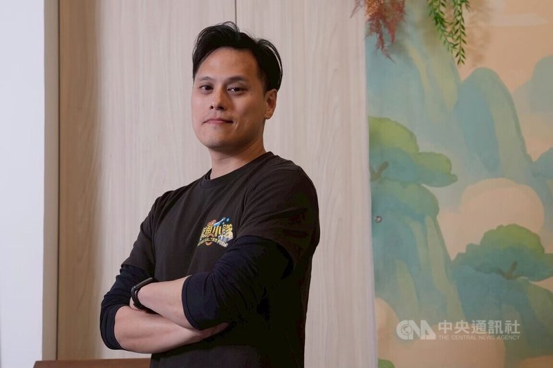 小公視兒少節目「鹹魚小隊」製作人張颿駿（圖）製作老少皆宜的戰爭議題節目，他說，不是想販賣亡國感，而是戰爭來襲時可以怎麼自保，就連小孩也可懂得保護自己。中央社記者徐肇昌攝　115年3月18日