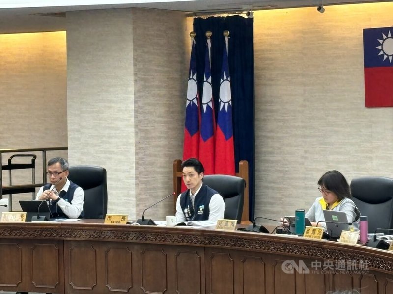 台北市長蔣萬安（中）20日主持台北市道路交通安全會報，裁示警方徹底檢視交通事故發生原因並改善。中央社記者陳昱婷攝　115年3月20日