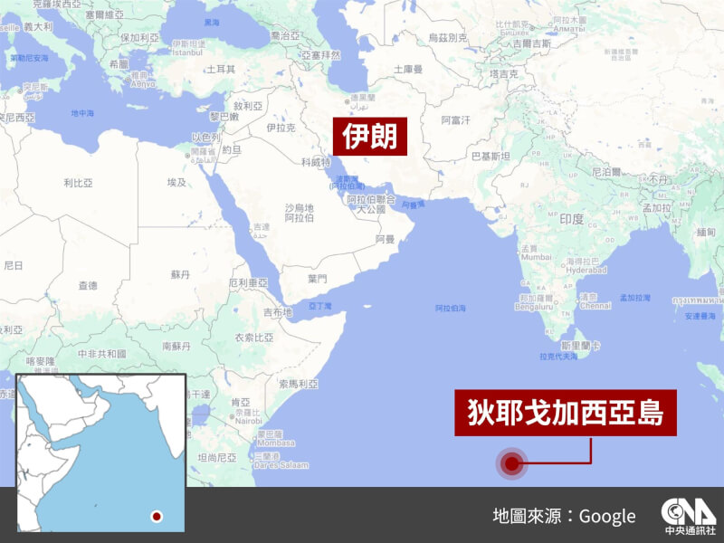 伊朗朝狄耶戈加西亞島發射兩枚中程彈道飛彈。(中央社製圖)