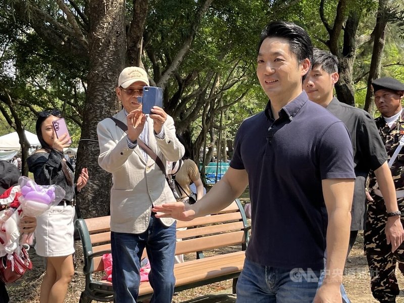 總統賴清德日前宣布，核二、核三具重啟運轉條件，台電將申請重啟。台北市長蔣萬安22日受訪說，證明過去民進黨推動的反核政策是完全錯誤，必須要務實的面對，為過去錯誤的政策負起責任。中央社記者楊淑閔攝　115年3月22日