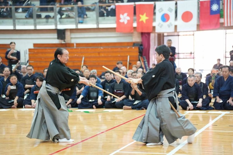 2026年國際城市劍道文化交流大會21日於高雄武德殿舉行首輪個人賽，22日移師國立中山大學進行個人16強及團體賽。（高雄市文化局提供）中央社記者林巧璉傳真　115年3月22日