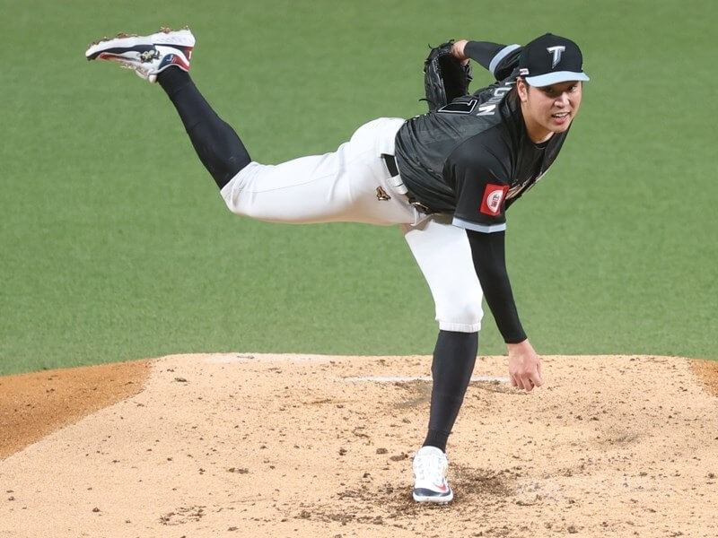 台灣旅日投手古林睿煬。（中央社檔案照片）