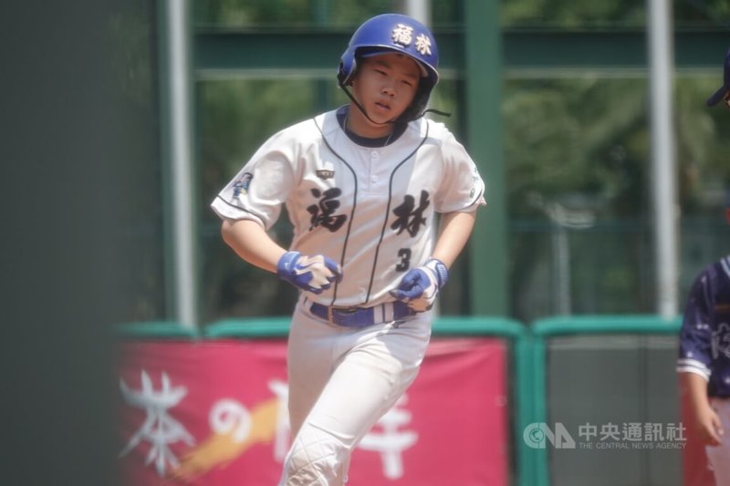115年謝國城盃少棒賽台北市福林國小23日與宜蘭內城國小交手，北市福林王約翰（圖）開轟，助隊以22比0、4局擊敗宜蘭內城國小，預賽2連勝。中央社記者謝靜雯攝　115年3月23日