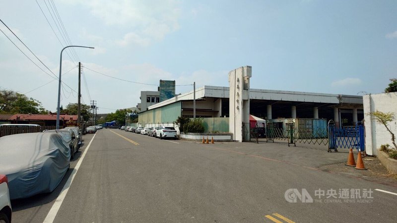 阿里山林業鐵路及文化資產管理處分割阿里山林業村3.5公頃無文資區塊嘉義市舊魚市場（圖）、果菜市場與杉池，23日公告啟動促參案盼吸引民間投資。中央社記者蔡智明攝　115年3月23日