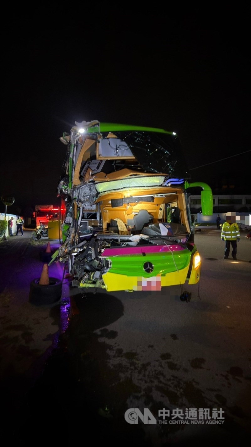 桃園遊覽車事故，監理所將派員查核。（中央社檔案照片）
