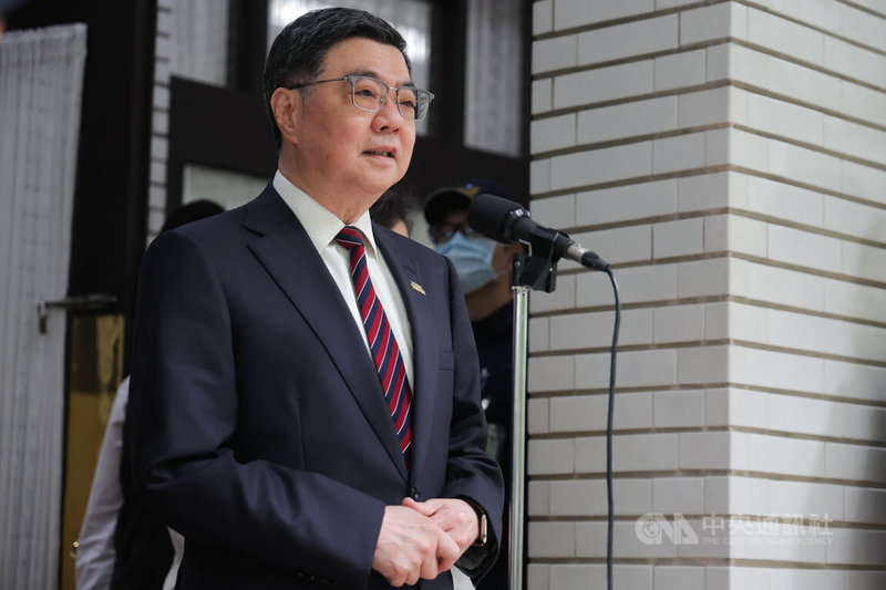 行政院長卓榮泰（圖）24日赴立法院施政報告並備詢，下車後接受記者提問，回應有關軍購、美伊戰事及油價等議題。中央社記者翁睿坤攝　115年3月24日