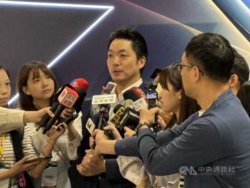 台北市長蔣萬安25日出席活動回應選戰議題時表示，「我們也在乎的是，台灣社會不要被每天只想選舉而自縛手腳」。中央社記者楊淑閔攝  115年3月25日