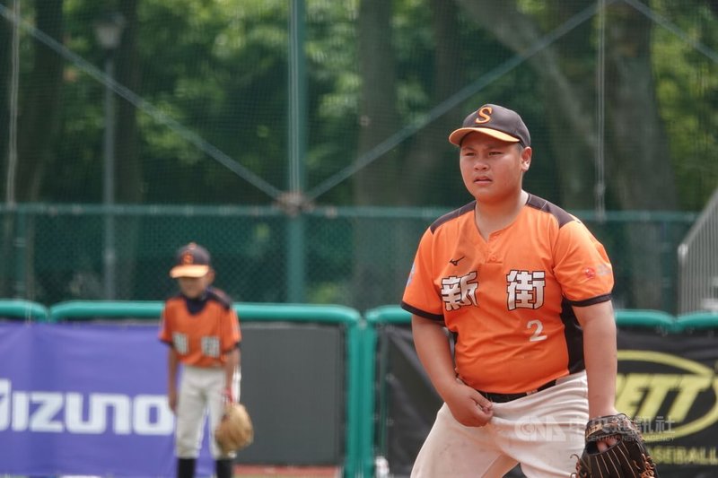 115年謝國城盃少棒賽南投新街全皓（圖）連兩場開轟，25日雙響砲助隊以10比0、4局擊敗花蓮中原。中央社記者謝靜雯攝　115年3月25日