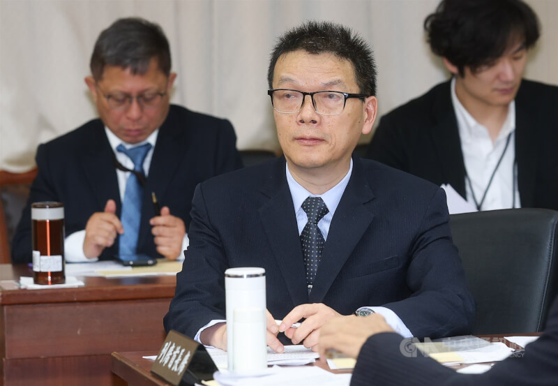 國家通訊傳播委員會（NCC）代理主委陳崇樹（前中）25日列席立法院交通委員會，報告業務概況，並備質詢。中央社記者謝佳璋攝  115年3月25日