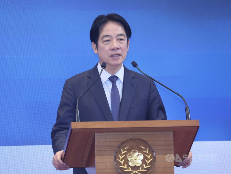 立法院委員會本週併審行政院與在野黨版本的國防特別預算條例草案，兼任民進黨主席的總統賴清德25日說，在野黨所提版本將AI和無人機這2項關鍵戰力的建構，通通排除不列入，缺乏專業認知。（中央社檔案照片）