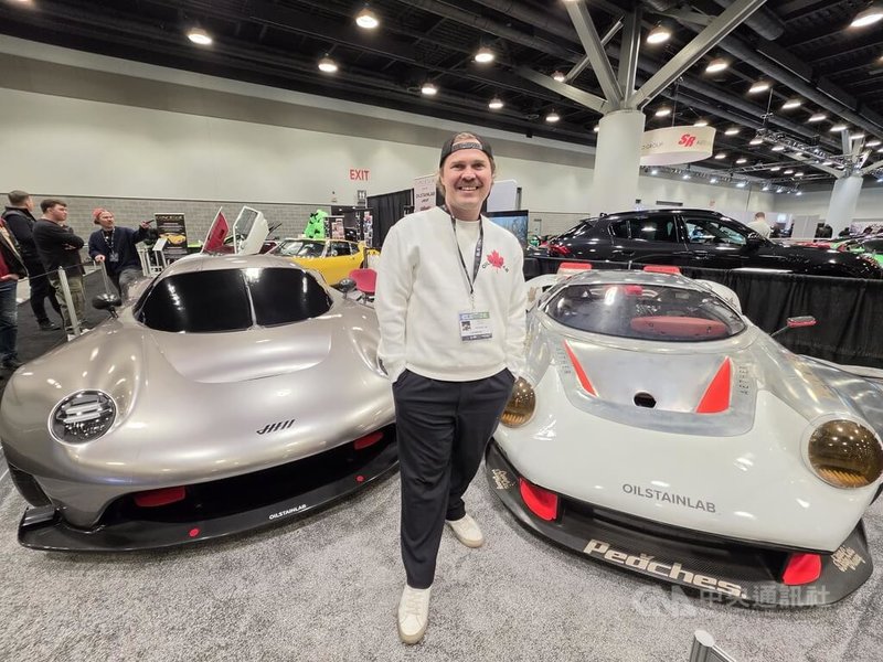 超級跑車製造商Oilstainlab創辦人之一尼基塔．布萊登（Nikita Bridan）說創新的HF-11是致敬過去。中央社記者程愛芬溫哥華攝　115年3月27日