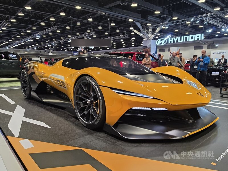 雪佛蘭Corvette CX.R Vision Gran Turismo在溫哥華國際車展上亮相，車迷驚嘆不已。中央社記者程愛芬溫哥華攝　115年3月27日