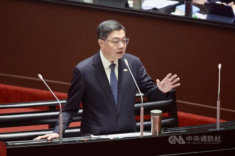 行政院長卓榮泰（圖）27日在立法院備詢時表示，過去1年重兵壓在台美談判，即刻會檢討CPTPP（跨太平洋夥伴全面進步協定）工作小組，最快時間內要確定時程、目標。中央社記者王飛華攝　115年3月27日