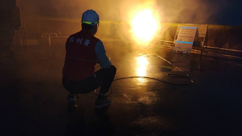 經濟部水利署27日配合鋒面通過時機，於中部以北水庫進行人工增雨作業。（水利署提供）中央社記者曾智怡傳真　115年3月27日