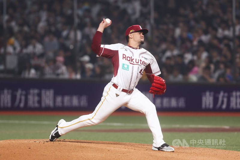 衛冕軍樂天桃猿隊由洋投威能帝連3年扛起開季第1戰重任。中央社記者王騰毅攝 115年3月28日