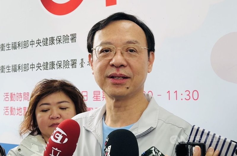 衛福部長石崇良（前）28日上午出席健保31週年慶活動表示健康存摺將轉型為健康管理工具。中央社記者沈佩瑤攝　115年3月28日