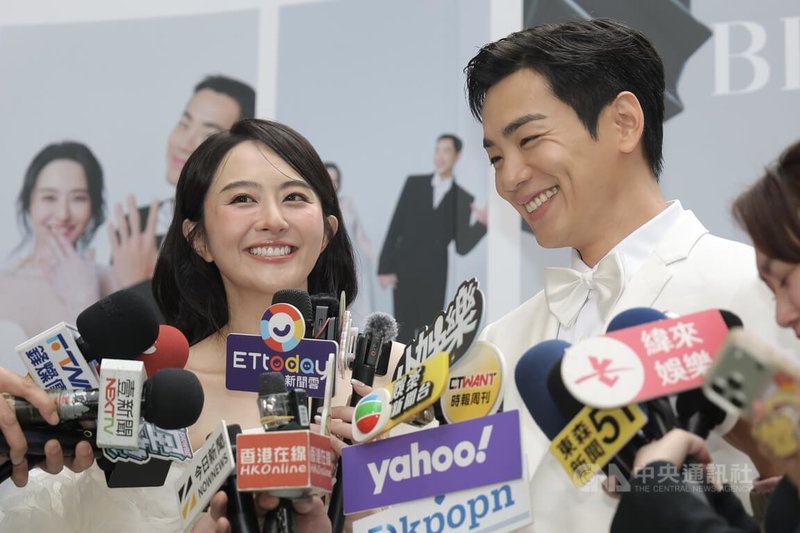 藝人禾浩辰（右）、吳品潔（左）29日舉辦婚禮，兩人受訪分享準備婚禮趣事及巧思，也分享雙方私底下窩心、細膩的一面。中央社記者翁睿坤攝　115年3月29日