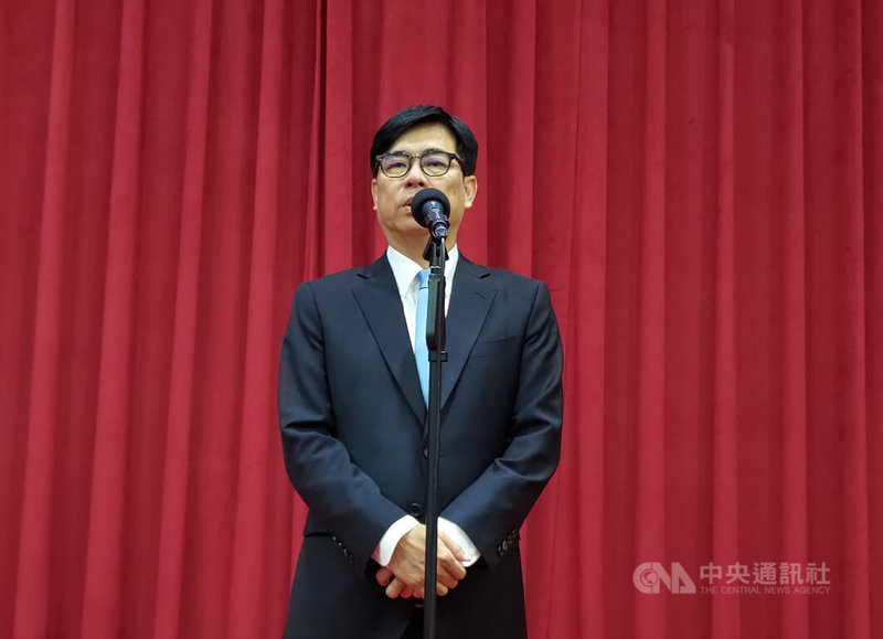 國民黨主席鄭麗文應中共總書記習近平邀請將率團訪中。高雄市長陳其邁（圖）31日在高雄市議會受訪時說，希望國民黨能站在台灣立場，幫台灣講話，比如呼籲減少軍演等，向習近平當面表達意見。中央社記者蔡孟妤攝　115年3月31日