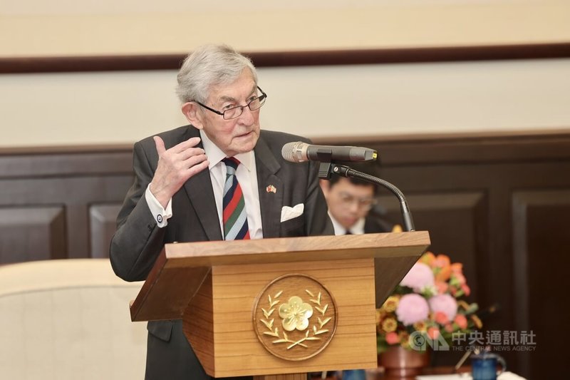 台英國會小組共同主席、上議員羅根勳爵(Lord Rogan)(圖)31日晉見總統賴清德,他說,這次訪團有5個政黨參與,成員來自威爾斯、北愛爾蘭、英格蘭與蘇格蘭,共同表達對台灣的支持。中央社記者王飛華攝 115年3月31日