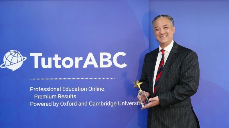 TutorABC董事長兼首席執行長楊順銓認為，健康的企業文化，始於健康的營運體質。