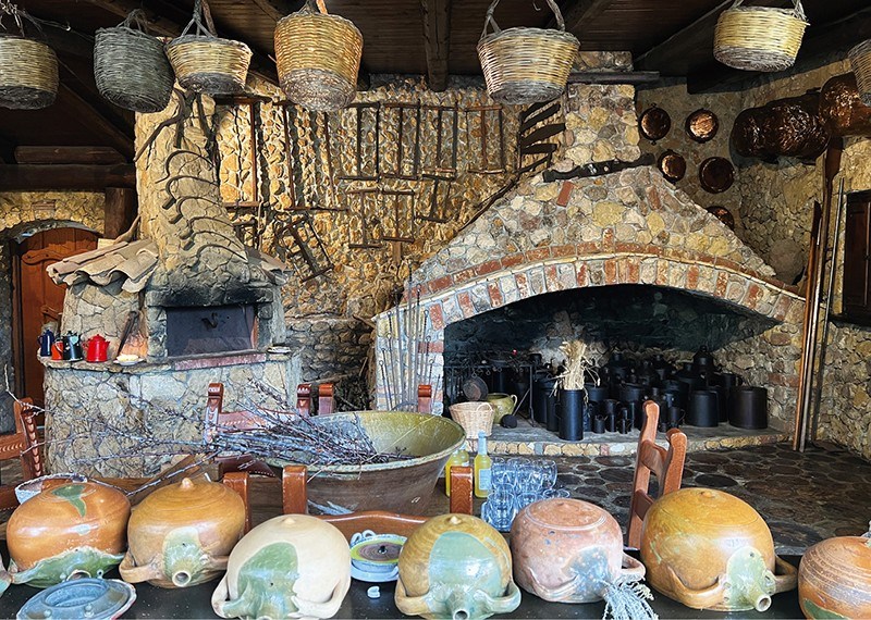 薩丁尼亞島的Sa Mandra農莊宛如農業博物館，保留古農莊的器材和擺設。（中央社黃雅詩）