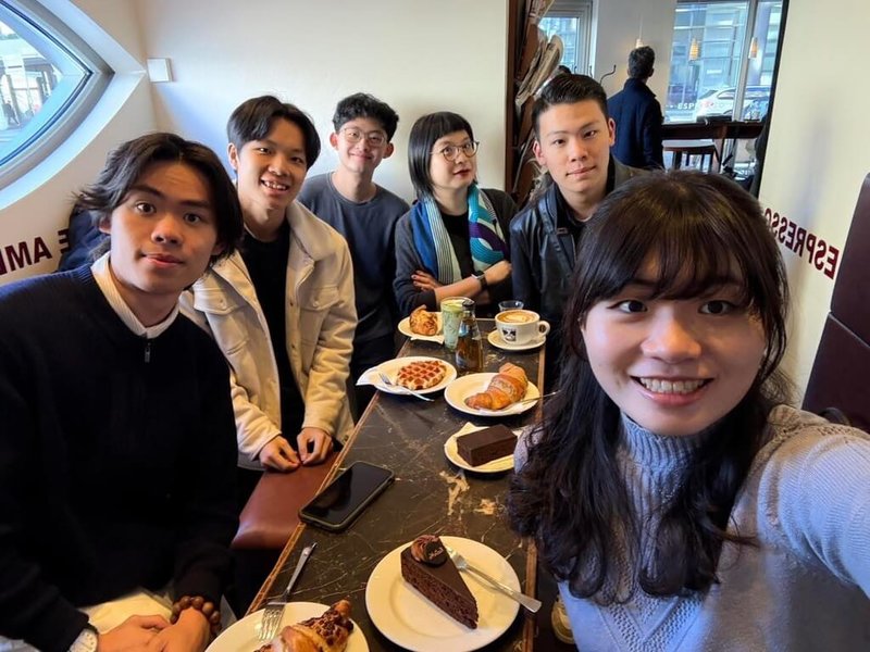 NSO國家交響樂團執行長郭玟岑（左4）促成NSYO國家青年交響樂團成員加入德國青年愛樂樂團歐洲巡演，盼讓古典樂成為台灣音樂外交漂亮的文化名片。（NSO國家交響樂團提供）中央社記者趙靜瑜傳真  115年4月1日