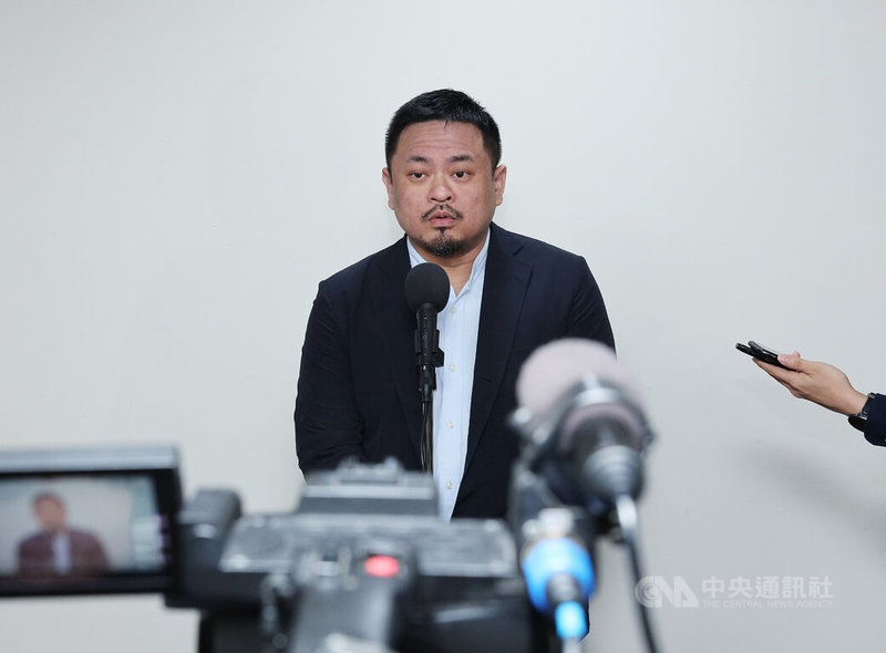 立法院114年三讀修正職業安全衛生法，其中包含增列職場霸凌專章。勞動部長洪申翰1日在立法院受訪表示，目前正如火如荼在進行附屬法規的修訂，希望能夠在7月1日上路。中央社記者郭日曉攝　115年4月1日