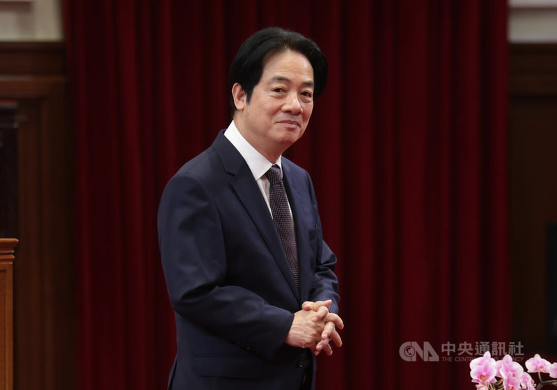 總統賴清德（圖）1日在總統府接見社團法人國際生命線台灣總會理監事時表示，政府將繼續與生命線攜手合作，完善國家心理支持體系，確保需要協助的民眾都能在關鍵時刻獲得陪伴跟希望。中央社記者裴禛攝　115年4月1日