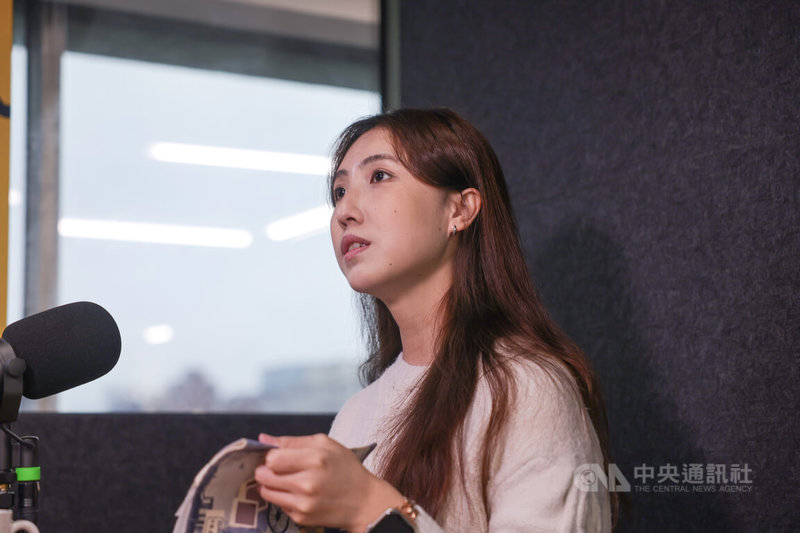 台語詩集「日花閃爍」暢銷 温若喬盼為母語學習減壓【專訪】