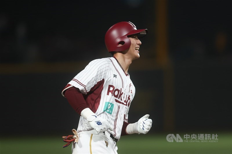 圖為中華職棒樂天桃猿隊陳晨威。（中央社檔案照片）