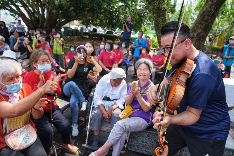 灣聲樂團與聯發科技宣布共同發起「台灣共鳴  公益音樂行腳」計畫，將台灣的古典樂帶入全台校園、社區與公共領域，持續累積更多在地共鳴。（灣聲樂團提供）  中央社記者趙靜瑜傳真　115年4月2日