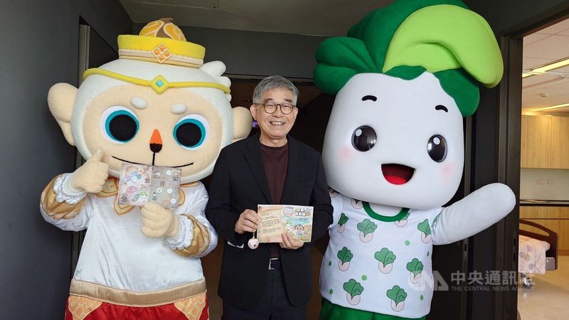 故宮南院區4月3日至6日清明連假期間天天開館，推出集「故宮南院童樂會－TEAM KIDS」，共96場次兒童節特別活動，故宮博物院副院長黃永泰（圖中）說，凡與12歲以下兒童同行，全家人免費參觀。中央社記者蔡智明攝　115年4月2日