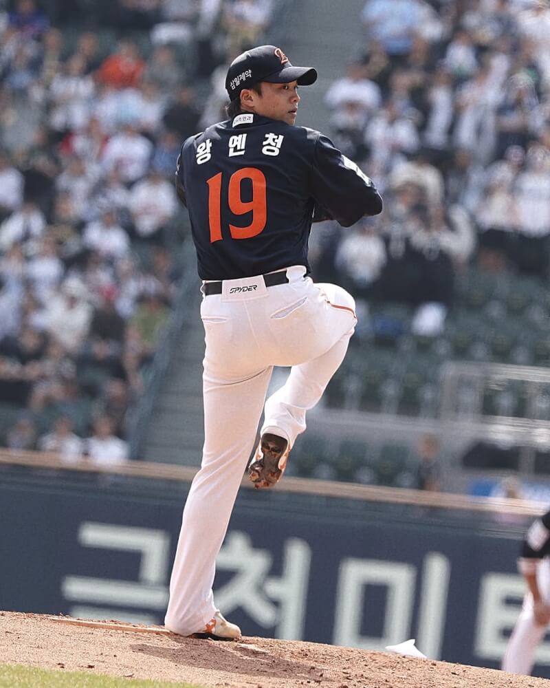 韓職韓華鷹隊台灣左投王彥程4日繳出先發6.1局好投。（圖取自instagram.com/hanwhaeagles_soori）