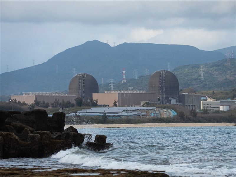 圖為已除役的核三廠。（中央社檔案照片）