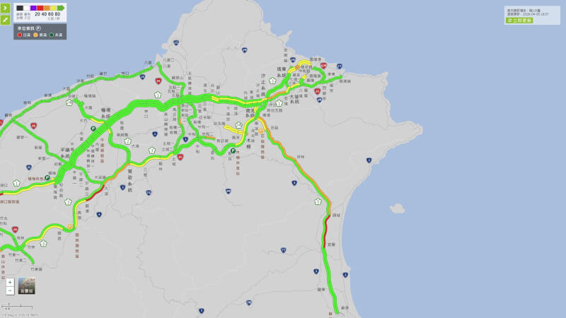 清明節連假第3天，國道北上宜蘭到頭城路段車多壅塞，晚間7時時速不到40公里。（圖取自高速公路1968網頁1968.freeway.gov.tw）