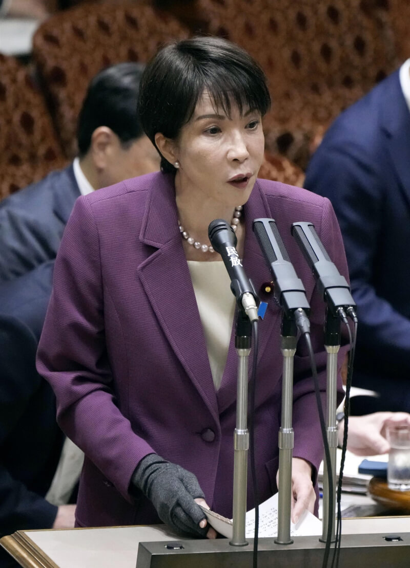 日本首相高市早苗(圖)6日在參議院預算委員會答詢時表示,正在協調與美國及伊朗領導人會談。(共同社)