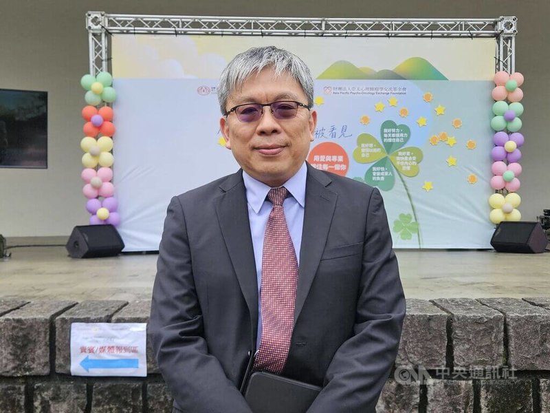 衛生福利部預計7月試辦癌友心理支持服務，心理健康司長陳柏熹（圖）8日表示，鎖定頭頸癌與肺癌患者，並評估納入乳癌個案，家屬亦可受惠。中央社記者陳婕翎攝　115年4月8日