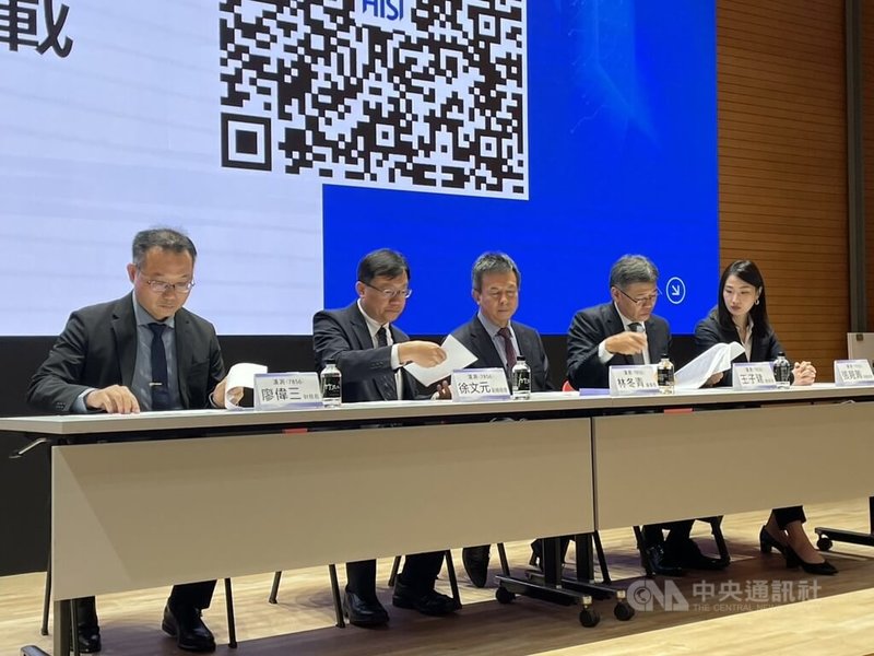 晶圓測試供應商漢民測試系統9日表示，薄膜式探針卡已出貨，矽光子測試平台導入驗證，今年下半年拚上櫃掛牌。中央社記者鍾榮峰攝　115年4月9日