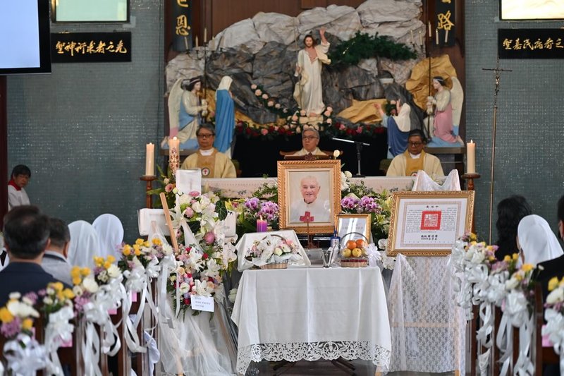 義大利籍神父秘克琳（Fr. Gian Carlo Michelini）4日辭世，享壽91歲，天主教靈醫會9日上午在羅東聖母升天堂（北成天主堂）舉行殯葬彌撒。（宜蘭縣政府提供）中央社記者王朝鈺傳真 115年4月9日