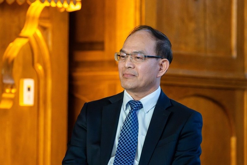 駐加拿大代表曾厚仁的文章刊登在加國具影響力的數位媒體The Hub。文中梳理台灣如何從口罩外交到晶片外交贏得國際尊重和信任，證明小國也能成就偉大。 （駐加拿大代表處提供）中央社記者程愛芬溫哥華傳真　115年4月9日