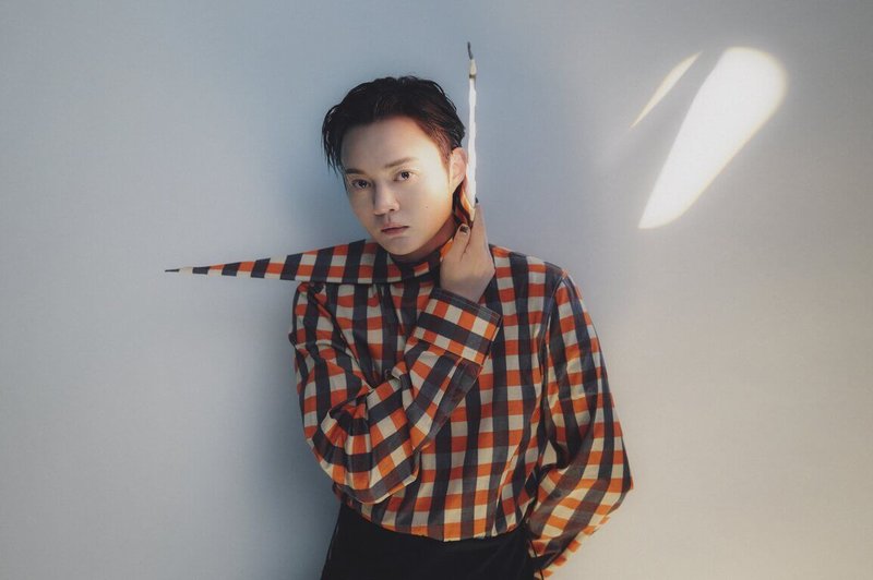 金曲歌王許富凱將推出全新台語專輯，並於8月8日重返台北小巨蛋舉辦「一五一拾」演唱會。（何樂音樂提供）中央社記者王心妤傳真　115年4月9日