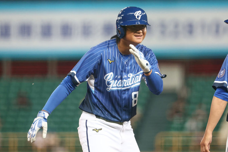 中華職業棒球大聯盟富邦悍將隊野手孔念恩（圖）10日對戰台鋼雄鷹隊，單場敲出3支安打，也有2分打點，幫助悍將戰勝雄鷹。（富邦悍將提供）中央社記者蘇志畬傳真　115年4月10日