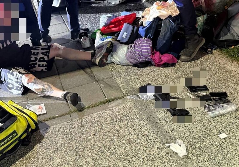 林姓男子11日凌晨涉毒駕載友人外出吃宵夜，遇嘉義市警方追捕查獲，並從林姓男子汽車後車廂查扣槍枝、子彈及毒品等。（警方提供）中央社記者黃國芳傳真　115年4月11日