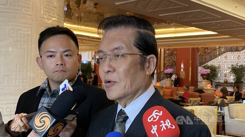 國民黨副主席張榮恭11日在北京中國大飯店接受台灣媒體採訪。中央社記者呂佳蓉北京攝 115年4月11日