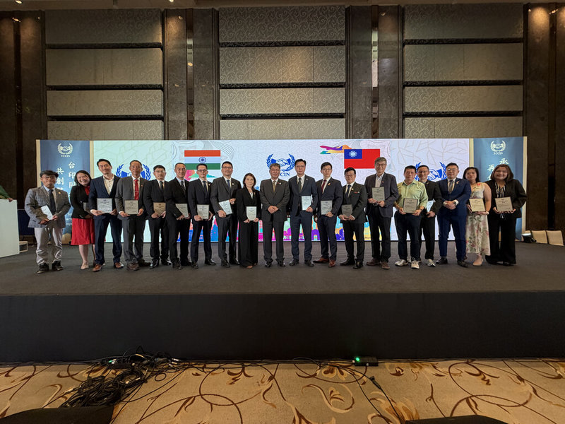 第2屆印度台商總會理監事(圖)正式接棒,期盼未來能進一步帶動台商在印度的發展。(印度台商總會提供)中央社記者李晉緯新德里傳真 115年4月13日