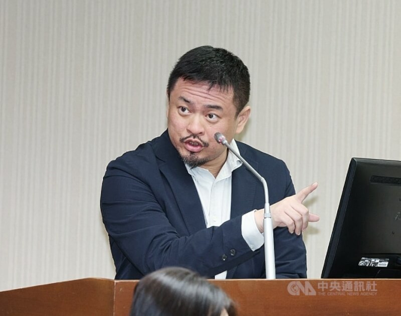 勞動部長洪申翰指出，「台印勞工MOU」在2024年2月簽署，年中送交立法院審查，在不分黨派都參與且支持下通過。（中央社檔案照片）